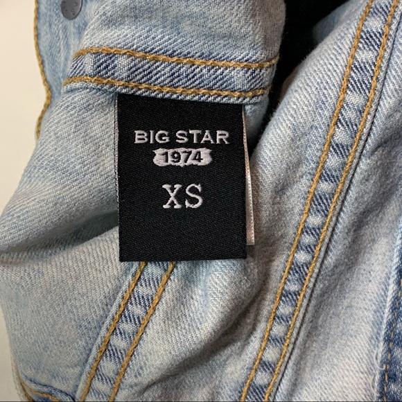 Big Star Denim Vest Size XS Acid Wash Button Fly Frayed Sleeve 100% Cotton - Picture 7 of 7